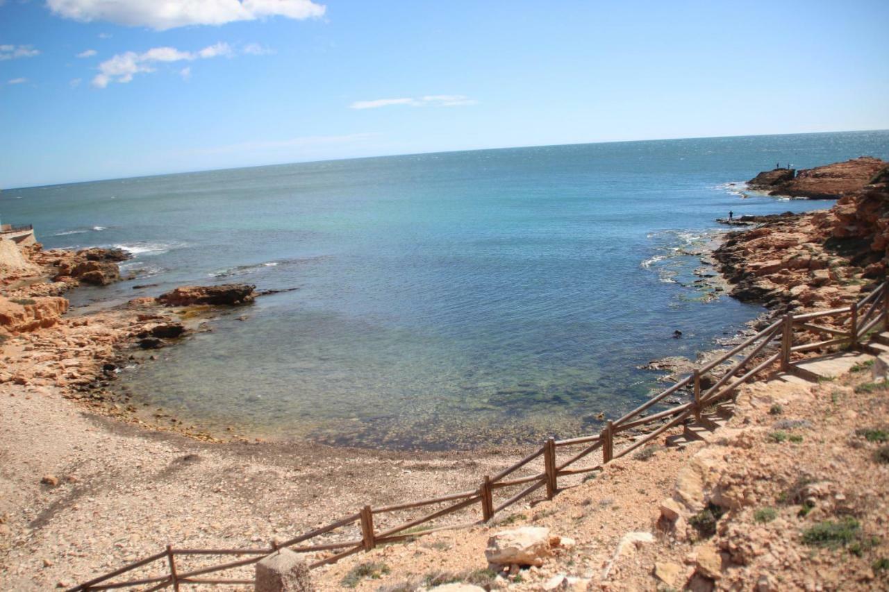 Bungalow Frente Al Mar Torrevieja Kültér fotó