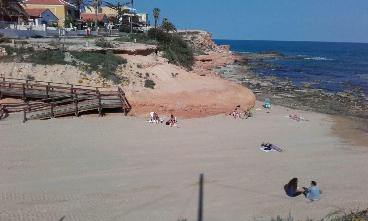 Bungalow Frente Al Mar Torrevieja Kültér fotó