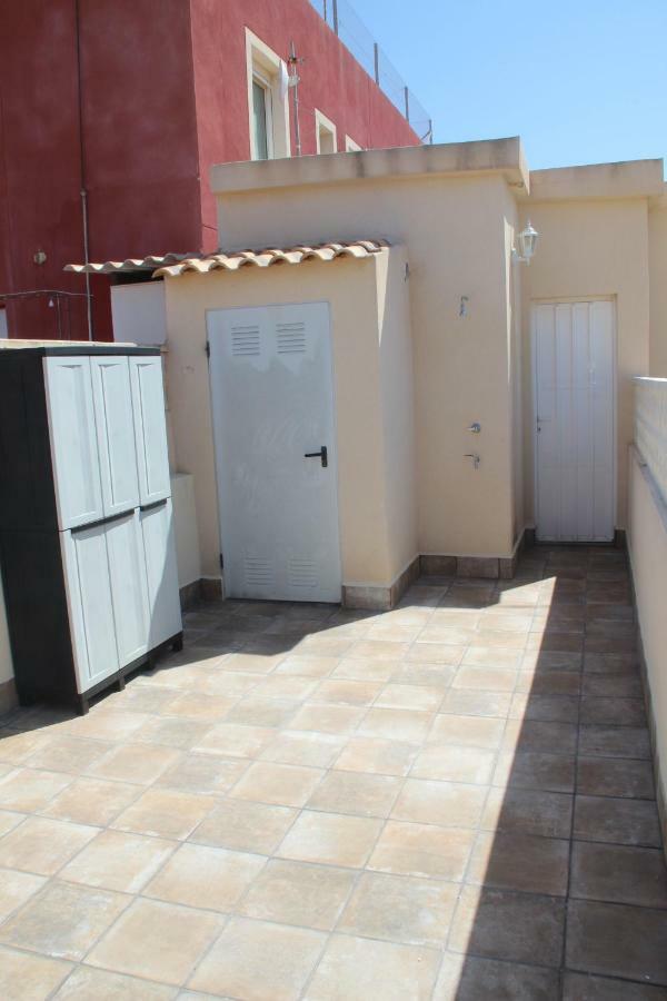 Bungalow Frente Al Mar Torrevieja Kültér fotó